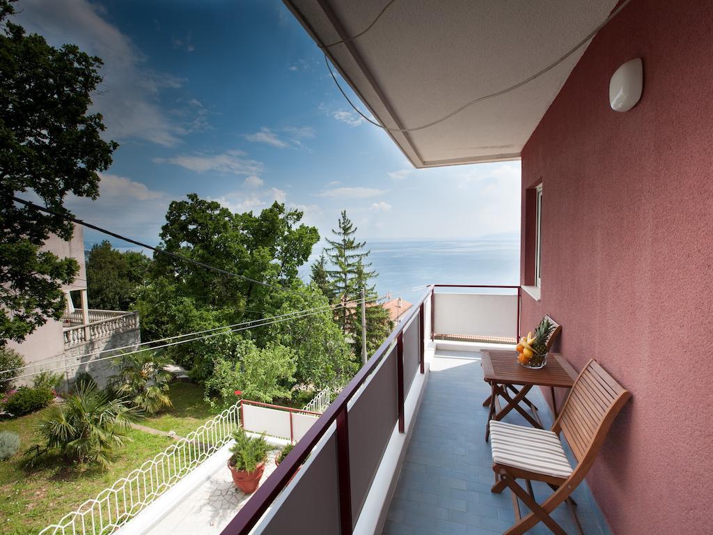 Blue View Apartment Опатия Номер фото